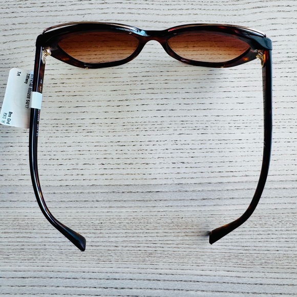 New Tiffany & Co Sunglasses TF4148 Habana/ Brown Gradient lens 80023B 54/17 - Picture 4 of 15